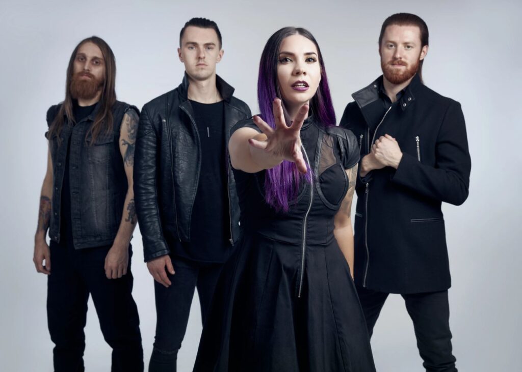 INTERVIEW ~ SKARLETT OF SKARLETT RIOT