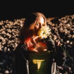 VERA BLOOM RISES LIKE THE PHOENIX ON HER NEW ‘IT’S ME’ EP