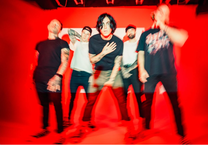 SLEEPING WITH SIRENS ANNOUNCE NASHVILLE HEADLINE SHOW ON JULY 2