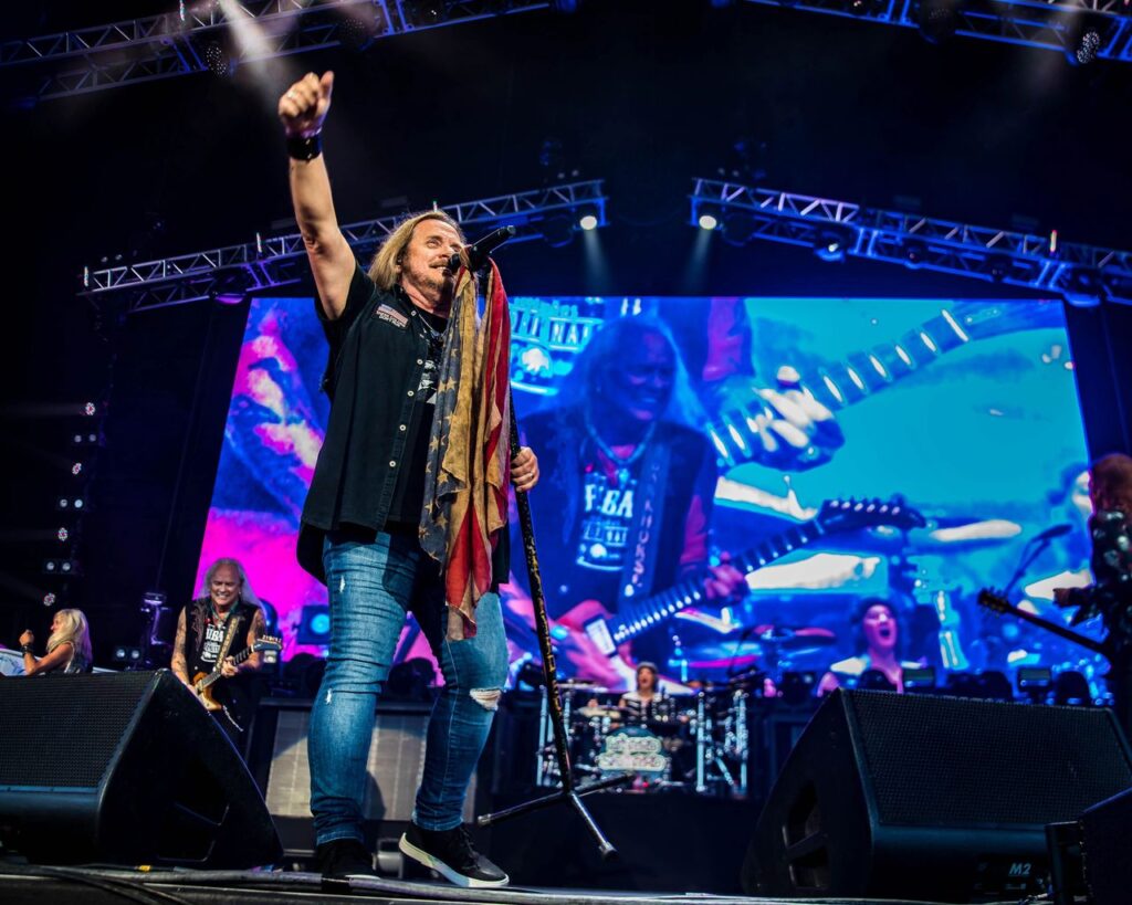 LYNYRD SKYNYRD KEEP THE SKYNYRD TRAIN A ROLLIN’ ON OPENING NIGHT