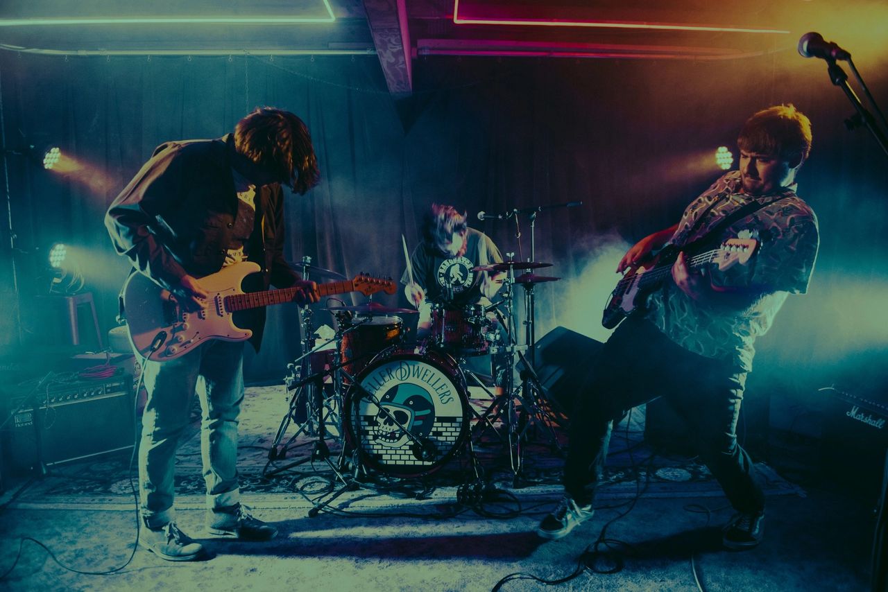 EP REVIEW ~ THE MITRAS ~ 'RIPE' - IMM