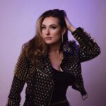 JACQUIE ROAR TO PERFORM AT OPRY PLAZA IN A FULL CIRCLE MOMENT