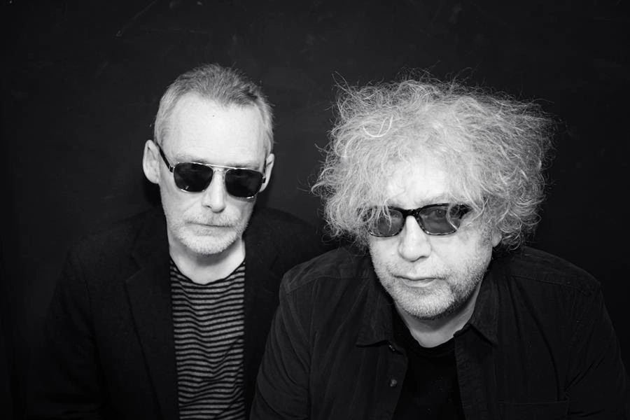 CO-HEADLINE TOUR FROM THE JESUS AND MARY CHAIN & PSYCHEDELIC FURS