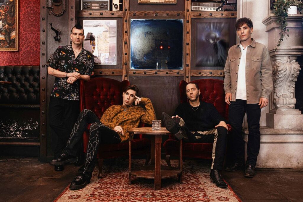 MARIANAS TRENCH SHARE NEW SINGLE “I’M NOT GETTING BETTER”