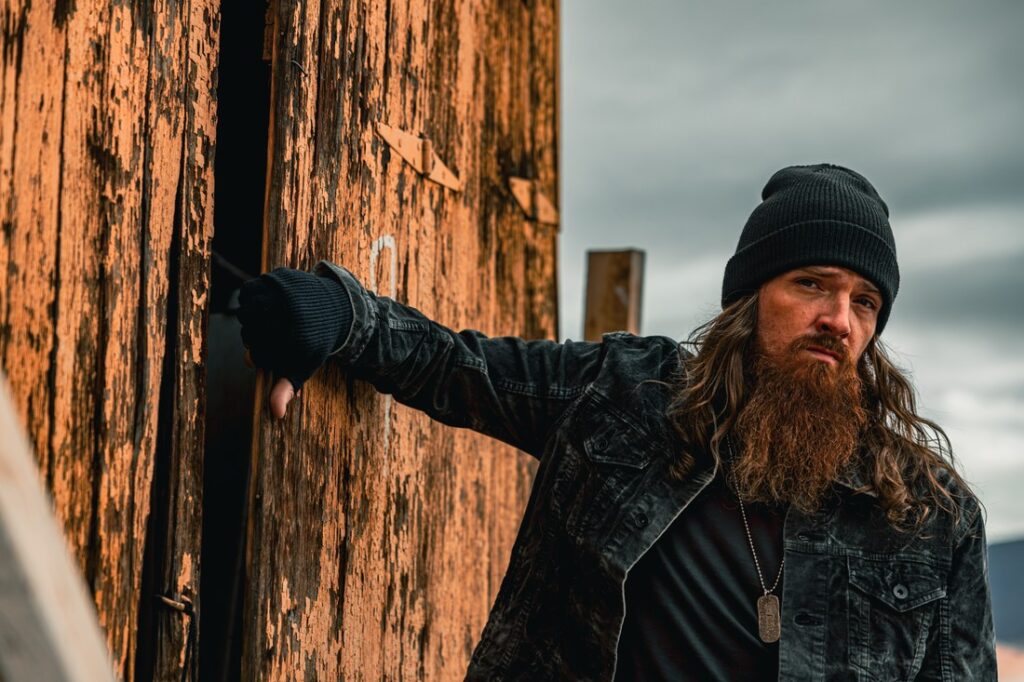 THE GRIT OF ROCK PAIRED WITH DEEP MUSIC STORYTELLING, TIM MONTANA LAUNCHES NEW SINGLE + MUSIC VIDEO FOR “BREAK ME DOWN”