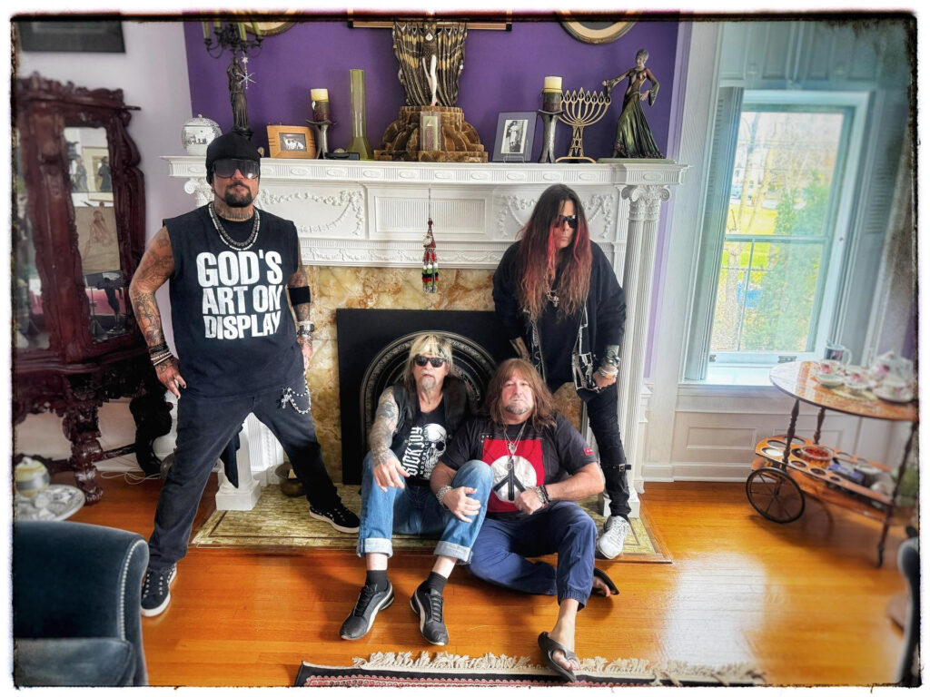 Brian Wheat and Tommy Skeoch Join Forces with Josey Scott & Chris Holmes to Form New Band T3RMINAL ​     