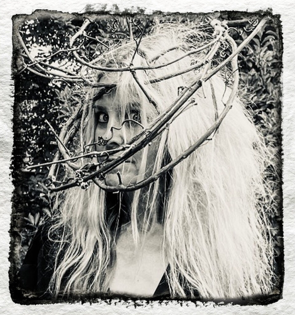 CULT ICON SHERI MOON ZOMBIE UNVEILS DEBUT SINGLE & VIDEO “I LOVE MY ROBOT