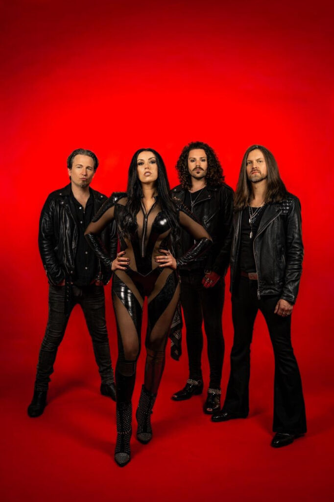 German Rock Force VELVET RUSH Officially Signs with Frontiers Music Srl